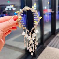 Tassel Hairpin Bun Head Fixing Clip Hairpin Bun Buckle white