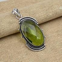 Faceted Peridot Gemstone 925 Sterling Silver Jewelry Wonderful Pendant For Gifts 2.36 Inches žalia