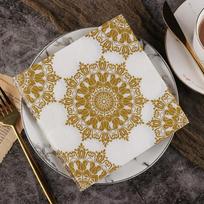 Vienkartinė vakarėlio servetėlė Dvisluoksnis 20 vienetų/pak. Auksinis raštas 20Pcs brown
