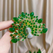 New Luxury and High-end Green Peacock Open Screen Brooch Women's Knitted Sweater, Suit, Exquisite Temperament, Chest Flower