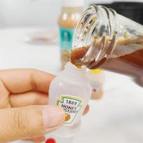 2 vnt. 25 ml mini pomidorų salotų padažo aliejaus buteliukas, nešiojamas mažas padažo indelis