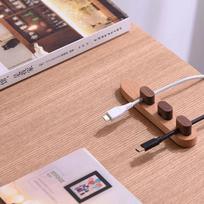 Wooden Desktop Self-Adhesive Power Cord Cord Fixed Chuck Plug Mouse Cable Headset Winder Mobile Phone Data Cable Card Manager šviesiai pilka spalva