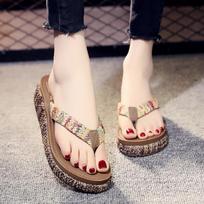 Fashion New Slippers Women's Sandals Flip-flops Fashion Cute Thick-soled Non-slip Beach Shoes Woman Slippers Zapatos De Mujer 5.5 juoda