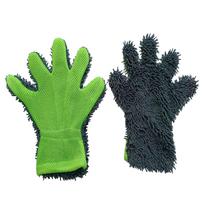 Car Cleaning Gloves Microfiber Multifunctional Five Finger Washing Mitts for Interior and Exterior green
