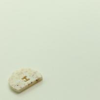 Gėlių pusapvalės sagos, dviejų akių dervos sagos, švarko megztinio sagos, kailinių sagos, dekoratyvinės sagos semicircular & 26mm [weight 1.7g]