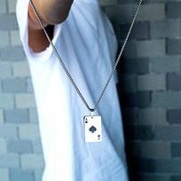 OPK Men's Necklace Black Peach A Necklace Poker Pendant juoda