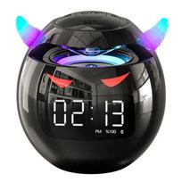 Su „Bluetooth“ suderinamas 5.0 miego stalo laikrodis su HIFI garsu su dvigubu žadintuvu, daugiafunkciniu skaitmeniniu ekranu buitiniam naudojimui juoda