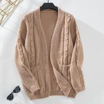 Autumn And Winter 2024 New Europe And America Solid Color Women'S Knitwear V-Neck Fried Dough Twists Pocket Knitting Cardigan Sweater XL rožinė/juoda