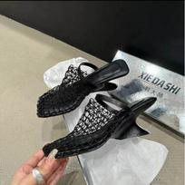 Madingi moteriški šlepetės Žuvies tinklo tuščiaviduriai baleto šlepetės Moterys Vasara 2024 Nauji madingi kulniukų sandalai šlepetės Moterys Zapatos De Mujer 35 juoda