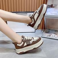 Fashion New Black and White Panda Shoes All The Trend of Small White Shoes To Increase Fashion Casual Light Sports Shoeswomen Shoes 2024 35 chaki
