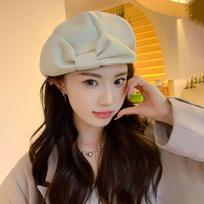 Sweet Bow Female Beret Female Japanese Versatile Painter Hat Beret Autumn/Winter one size smėlis