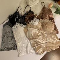 Pure Desire Lace Canary Splicing Straps on A Small Vest In Autumn and Winter Sexy Back Short Slim Fit One size beige