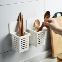 Virtuvės plastikinių lazdelių laikiklis prie sienos pakabinamas stalo įrankių drenažo krepšelis laikymo dėžutė virtuvės stalo reikmenų laikiklis šaukšto išleidimo krepšelis