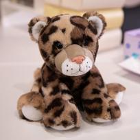 About 23CM Cartoon Panda Raccoon Frog Fox Plush Toys Lovely Monkey Giraffe Tiger Plushie Doll Cute Finger Toy Birthday Gift