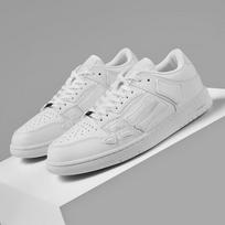 Sneak into Style: Embrace Comfort and Fashion with the Latest Trends in Popular Sneakers and Leisure Shoes 36
