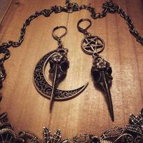 Vintage Asymmetric Earrings Crow Skull Earring Pentagram Moon Witchy Crescent Moon Earrings  Wiccan Goth Pagan  Steampunk Jewelry