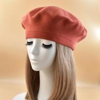 Wool Knitted Striped Stretch Beret Women's French Winter Warm Brimless Hat One Size plytų raudona spalva