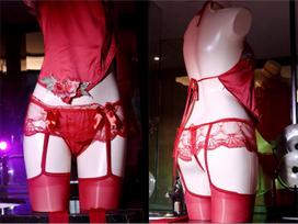 Japanese Black Lace Open-Crotch One-Piece Stockings with Garter, Plus Size Aurora Lace Dress Strap One-piece raudona