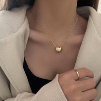 Love Heart Kaklo pakabukas moterims Metalinės grandinėlės apykaklės Choker vakarėlio papuošalai 1 pc auksas