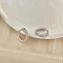 Four-pointed Star Earbud Star Earrings for Women Simple Versatile Niche Design Earrings New Trendy