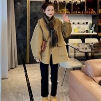 Small Mid-length Camel Hooded Woolen Coat for Women In Autumn and Winter M