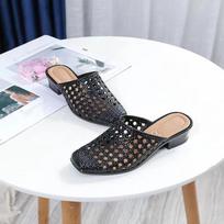 Minkšti moteriški sandalai paplūdimio batai šlepetės tuščiaviduriai aukštakulniai Korėjos stiliaus avalynė Neslystanti platforma Batai Zapatos De Mujer 36 juoda