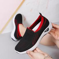 Old Beijing cloth shoes for women with one pedal, middle-aged and elderly mother shoes, mesh breathable women's casual single shoes, shoes for women 36