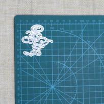 Anglų žodžiai Metalinės štampavimo formelės Iškirpimo forma Pelėda Laiškas  Kiss Me  Scrapbooking Amatų peilis Forma Trafaretas sidabras