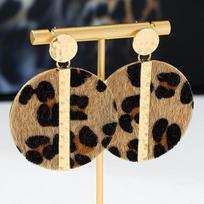 Fashionable leopard print geometric earrings for women auksas