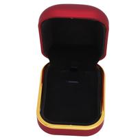 LED Pendant Necklace Box Rectangular Rounded Edges Soft Lining Jewelry Gift Box with LED Light for raudona