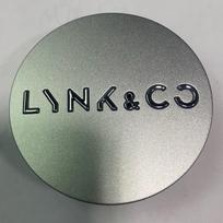 Lynk & Co Ratlankių gaubtai - Modeliai 01, 02, 03, 05, 06, 09 Originalūs padangų gaubtai Peek Joy