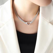 Hip Hop Personality Punk Trend Exaggerated Cuban Chain Heart Ring Necklace Titanium Steel Plated 18K Gold Light Luxury Jewelry beige