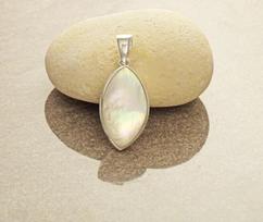 925 Sterling Silver Pendant - Almond Shape - Oval White Pearl Pendant