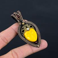 Lovely Carved Face Cameo & Moonstone Gemstone Pure Copper Wire Wrap Handmade Jewelry Pendant 2.76 Inches geltona