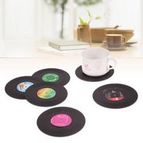 Vintažinių vinilo formos plastikinių padėkliukų rinkinys iš 6 vnt