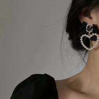Sweet Jewelry Black Bowknot Earrings  Simulated Pearls Heart Earrings juoda