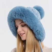 Autumn and winter women's pullover hat three hairballs outdoor thickened velvet cold-proof warm solid color knitted hat mėlyna