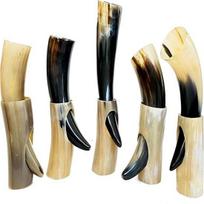 5 vienetų vikingų gėrimo ragų puodelių rinkinys 22,86 - 38,1 cm Vikingų dovana vyrams Natūralus skandinaviškas 10-14 oz taurė Alui Midui Alaus bokalas Vynui su stovu