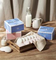 Shower Mate Goat Milk Soap 3 types, choose 1 (90gX12) Shower Mate Goat Milk Soap Strawberry