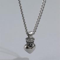 Men and women's personalized hip -hop couple Titanium titanium steel love pendant sweater chain necklace gray