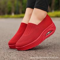 White Summer Mesh Sports Rockers Mid-Heel Platform Nurse Shoes Soft-Soled Square Dance Shoes Lightweight White Shoes Women 35 raudona