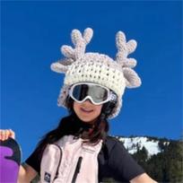 New hand-crocheted Scrappy Yarn Beanie colorful line cat ear hat Children 50-54vm white