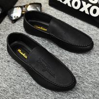Fashion 2024 Spring Summer NEW Men's Loafers Comfortable Flat  Vulcanize Breathable Moccasins Slip-On Soft Leather Driving Shoes 39 juoda