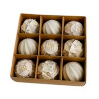 Christmas Tree Ornaments for Holiday Celebrations auksinė