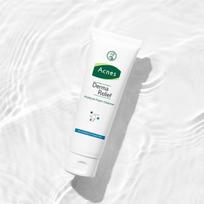 Acnes Derma Relief Moisture Foam Cleanser 125ml