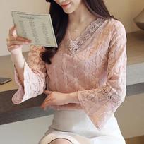 Fashion Lace V Neck Flare Sleeve Shirts for Women Elegant Slim Fit Pink Casual Blouses Women Vintage Hollow Out Ladies Shirt Tops 1283 S rožinė