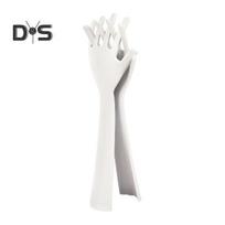2Pcs Salad Mixer Creative PP Hands Design Salad Fork for Home Kitchen Smooth Edges Salad Blender Salad Prep Utensil Multi-purpose Mixing Tool 2pcs white