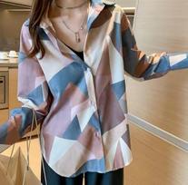 2025 Spring/Summer Women's Retro Hong Kong Style Long Sleeve Shirt - Loose and Slim Fit Design S šviesiai mėlyna spalva