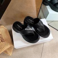 Super soft toe beach casual thick-soled herringbone cool slippers women's summer wear 35 juoda