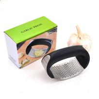 Daugiafunkcis rankinis nerūdijančio plieno česnako presų malūnėlis, pjaustyklė Garlic press juoda